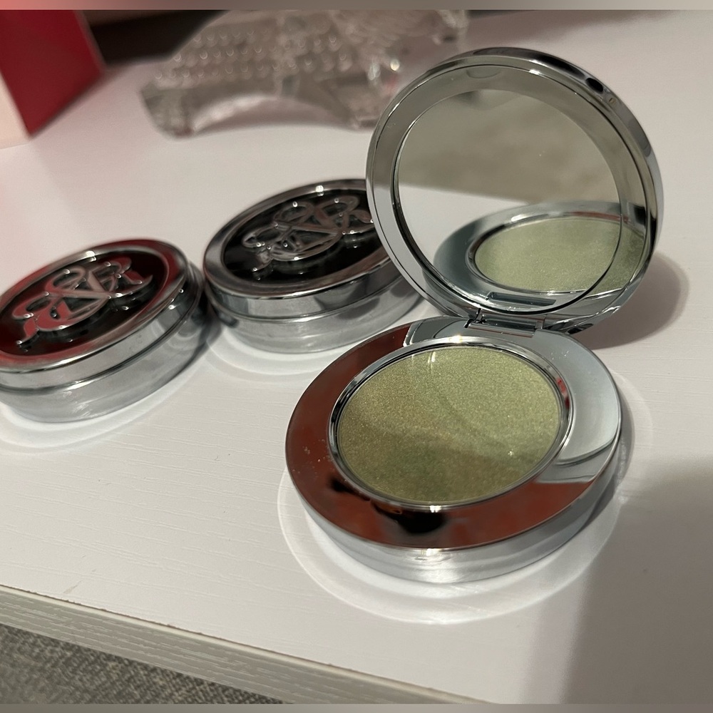 Corrosive eye color eyeshadow from Rock and Republic cosmetics